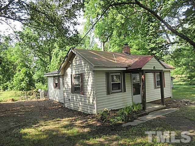 1134 Thompson Road Durham, NC 27704 - Photo 3 of 15 Gallery Image 3