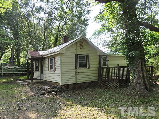 1134 Thompson Road Durham, NC 27704 - Photo 4 of 15 Gallery Image 4