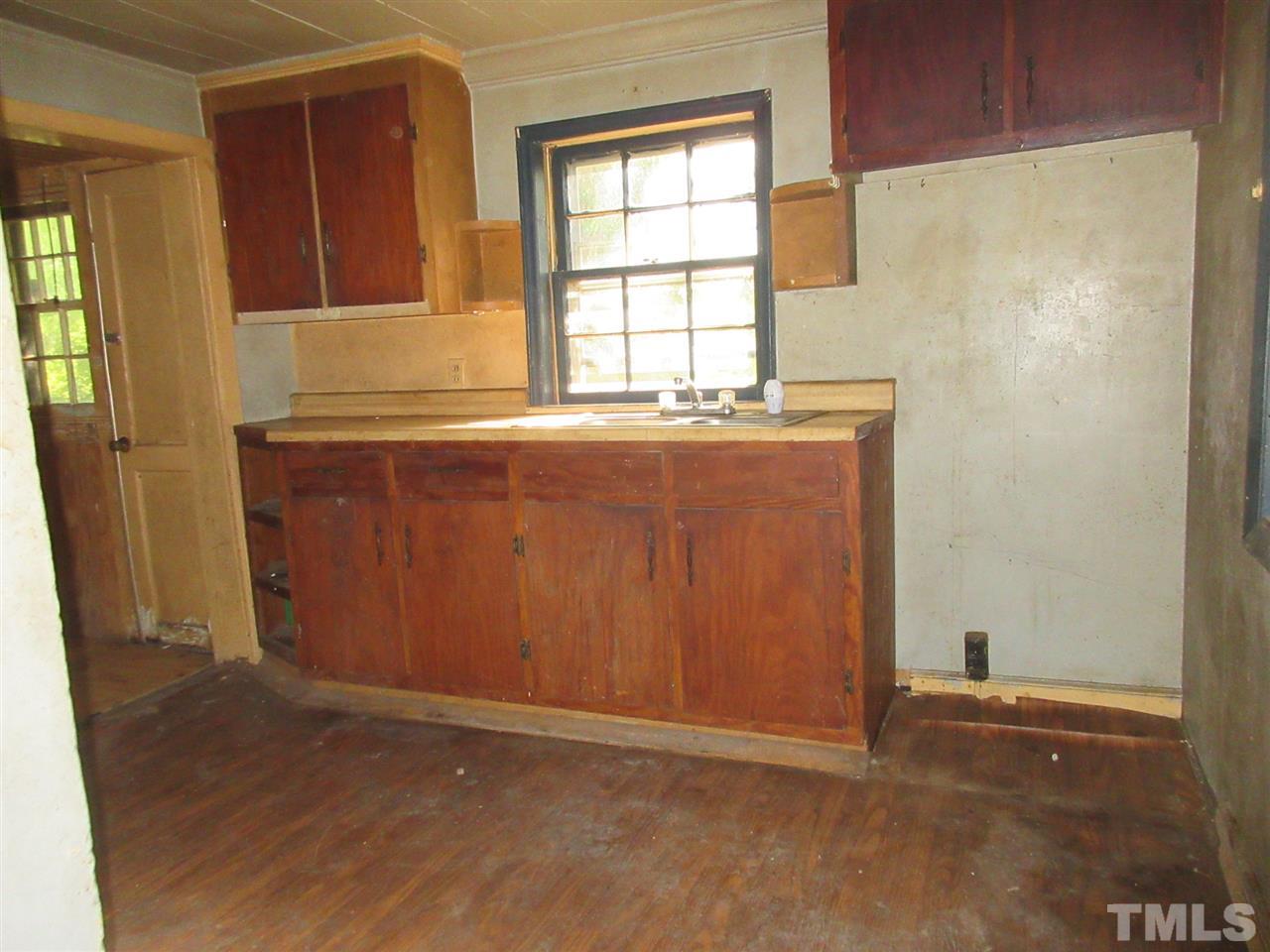 1134 Thompson Road Durham, NC 27704 - Photo 9 of 15 Gallery Image 9