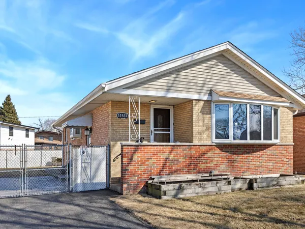 $325,000 | 11531 South Kolmar Avenue, Alsip, IL 60803