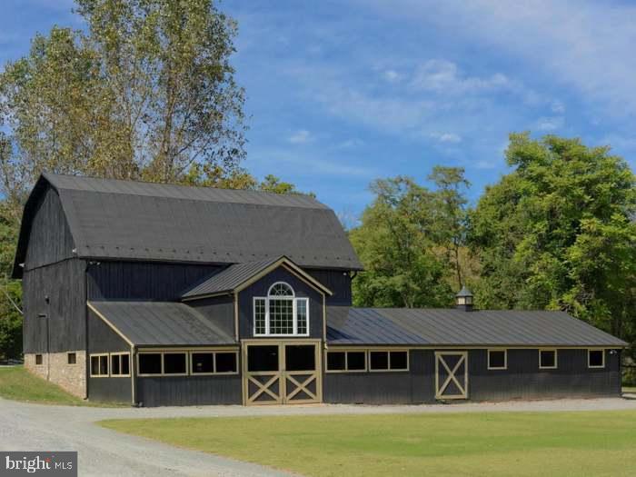 1615 Zulla Road Middleburg, VA 20117 - Photo 4 of 5 Gallery Image 4