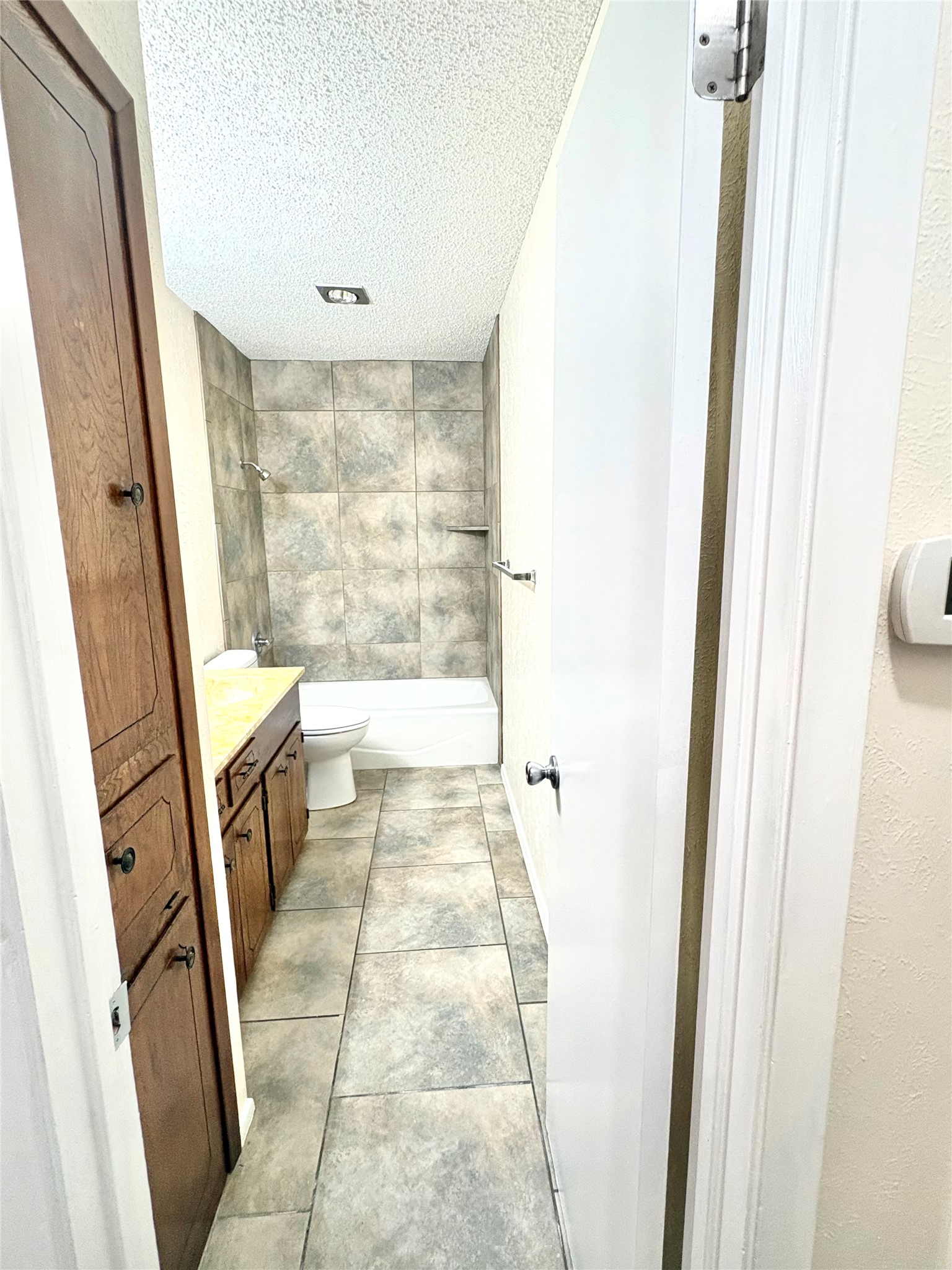 1212 Leander Road, Unit A Georgetown, TX 78628 - Photo 20 of 20 2nd bath with tub/shower combo