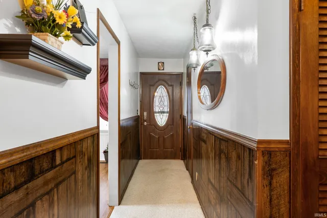 $285,000 | 5790 East Glenn Arrow Drive, Monticello, IN 47960