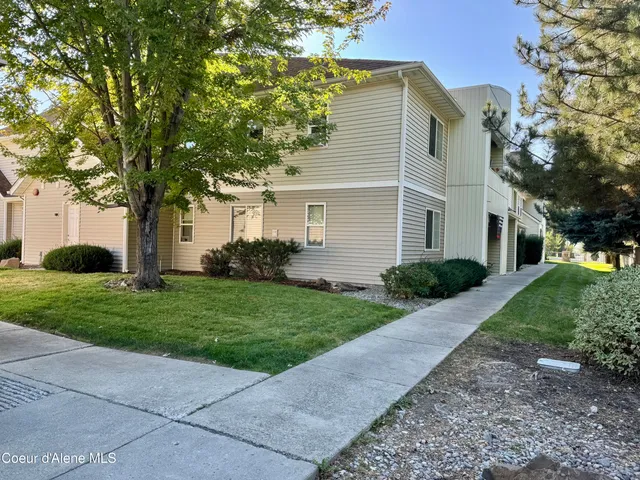 $299,000 | 304 North Greensferry Road, Unit 108, Post Falls, ID 83854