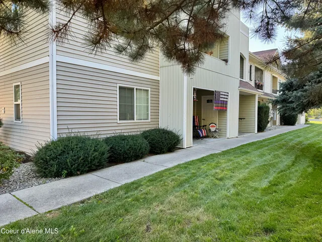 $299,000 | 304 North Greensferry Road, Unit 108, Post Falls, ID 83854