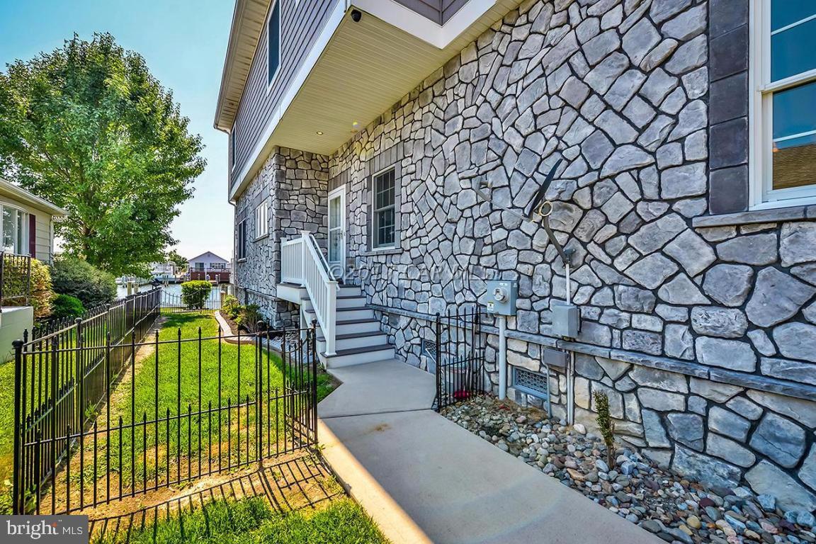 617 South Surf Road Ocean City, MD 21842 - Photo 4 of 69 Gallery Image 4