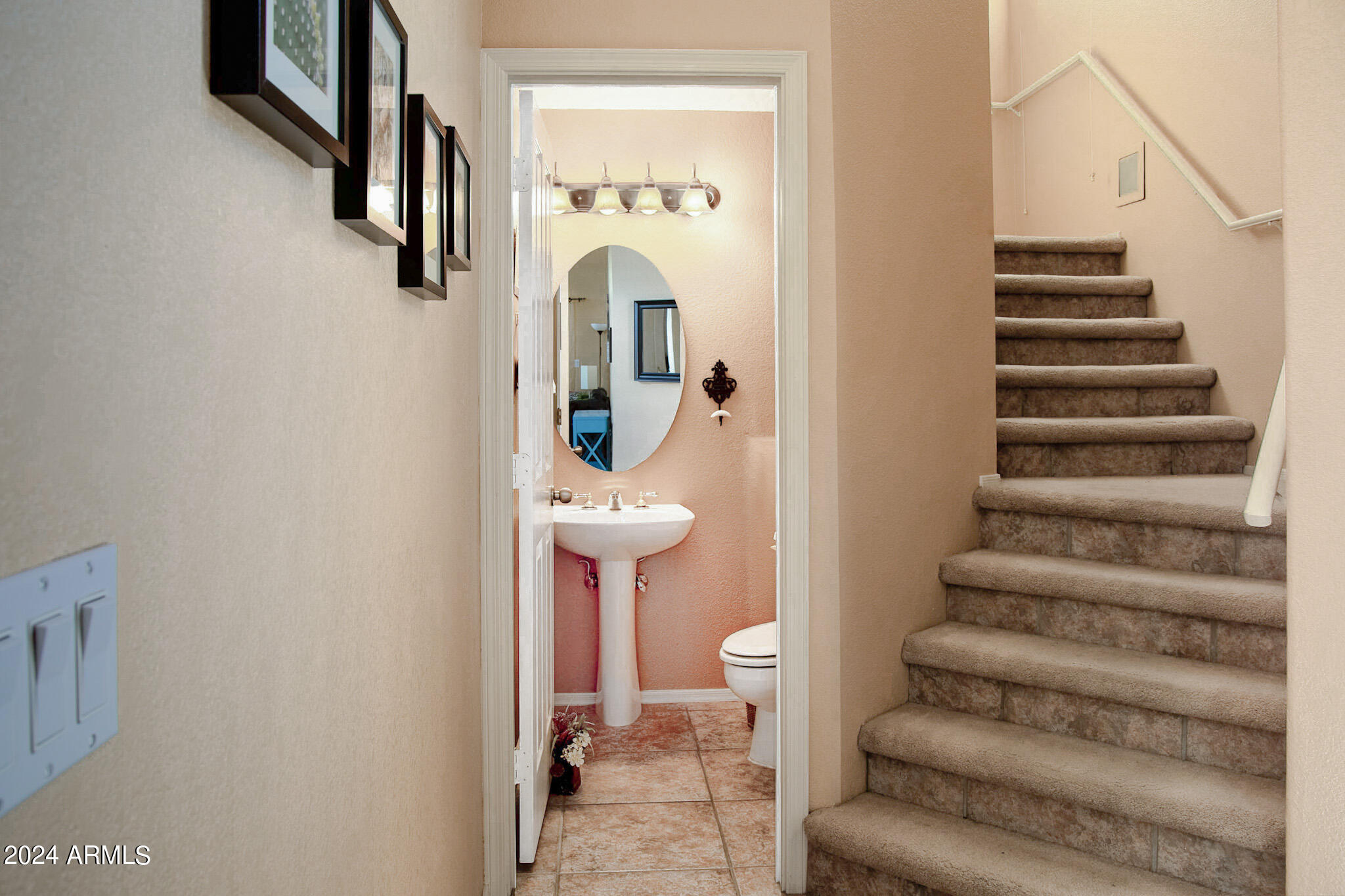 1136 East Hiddenview Drive Phoenix, AZ 85048 - Photo 16 of 33 1136 East Hiddenview Dr-15