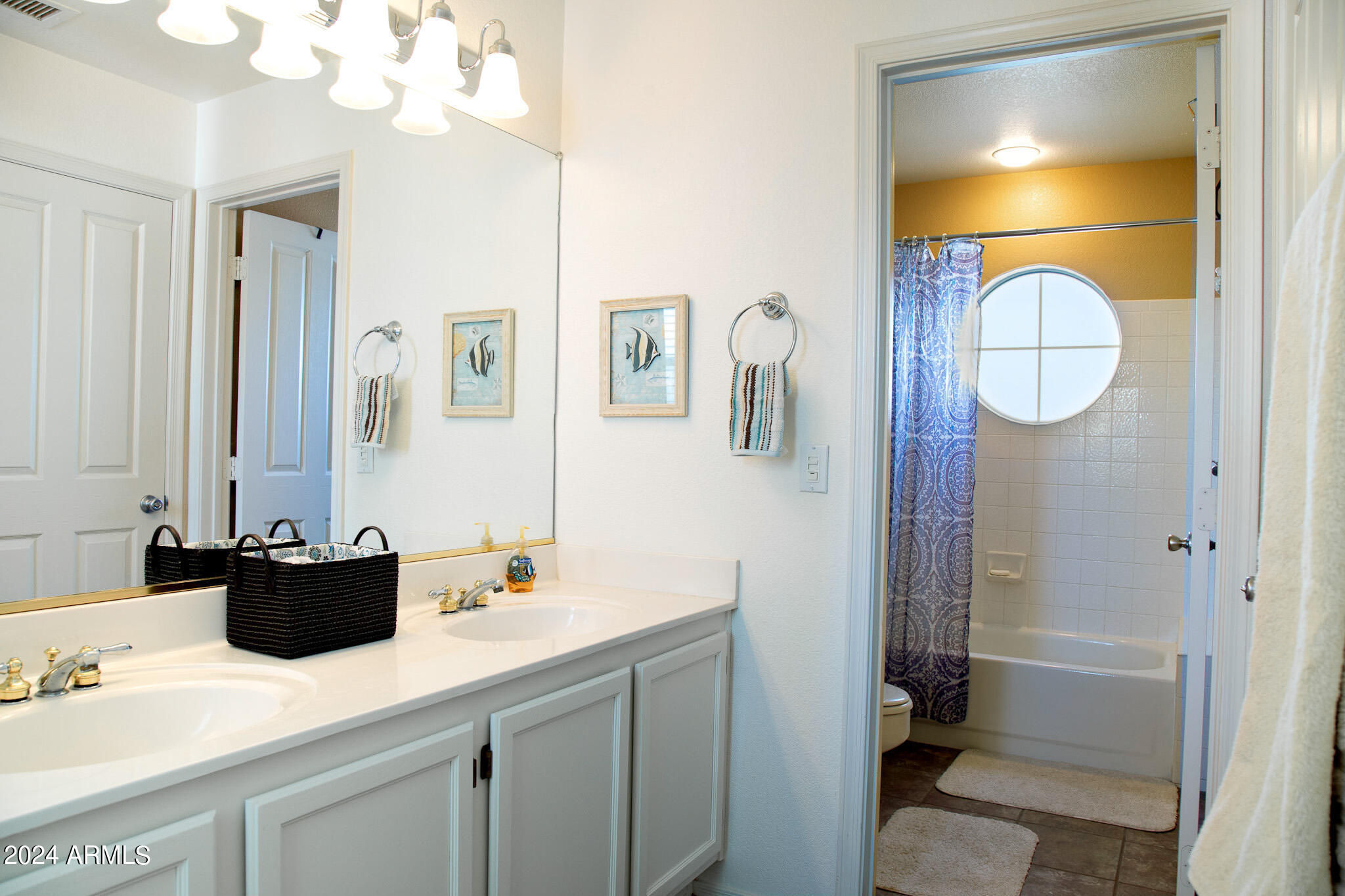 1136 East Hiddenview Drive Phoenix, AZ 85048 - Photo 21 of 33 1136 East Hiddenview Dr-20