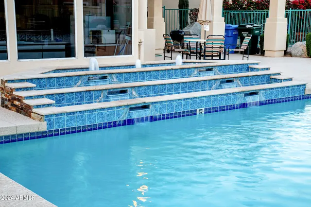 $3,500 | 1136 East Hiddenview Drive, Phoenix, AZ 85048