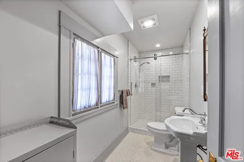 a view of an entrance to house