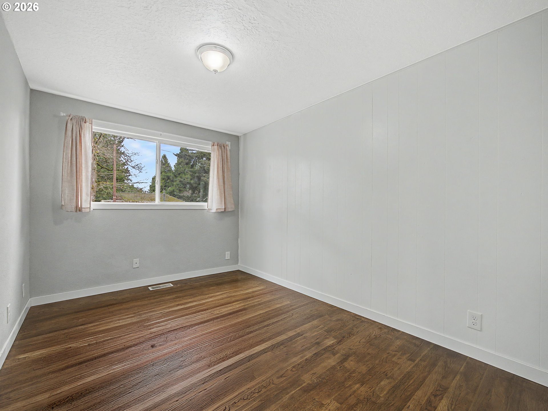 8695 Southeast Roots Road Clackamas, OR 97015 - Photo 16 of 40