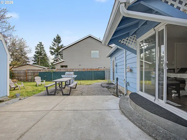 $435,000 | 8695 Southeast Roots Road, Clackamas, OR 97015