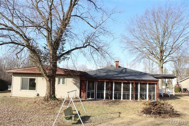 $187,900 | 5003 Cavalier Court, Godfrey, IL 62035