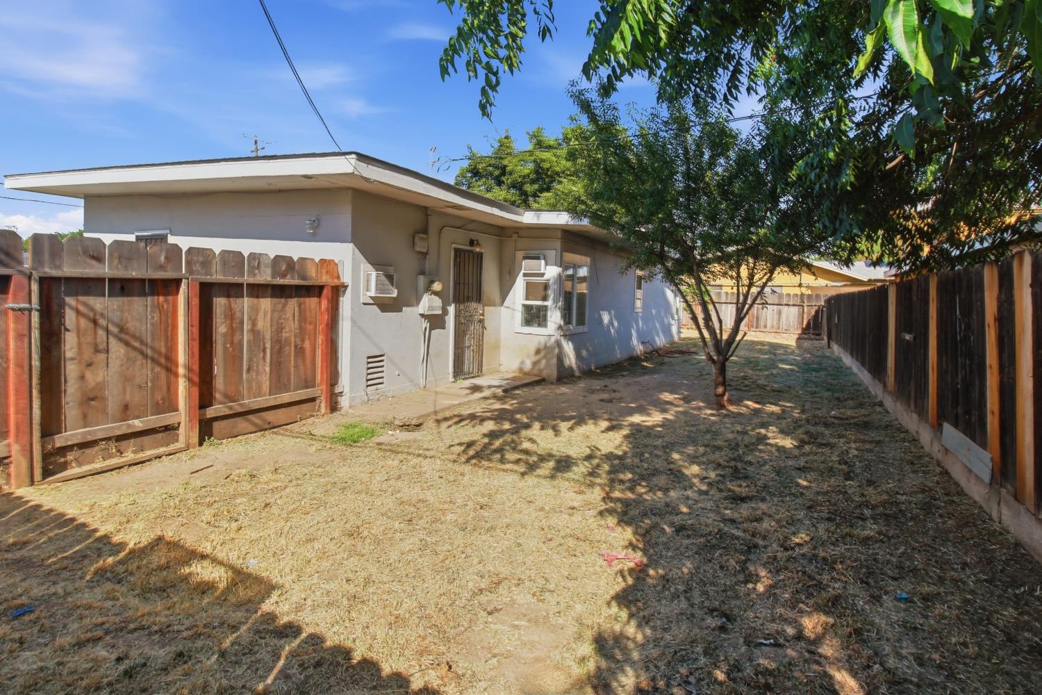 889 East 23rd Street Merced, CA 95340 - Photo 18 of 18