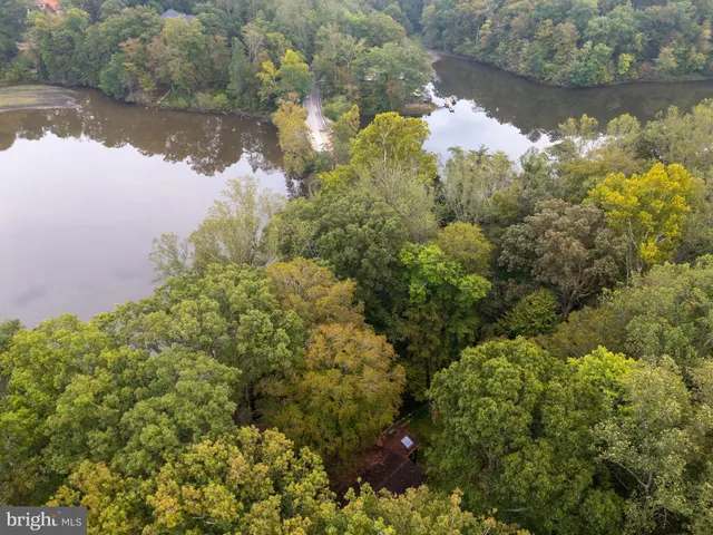 a view of a lake with houses