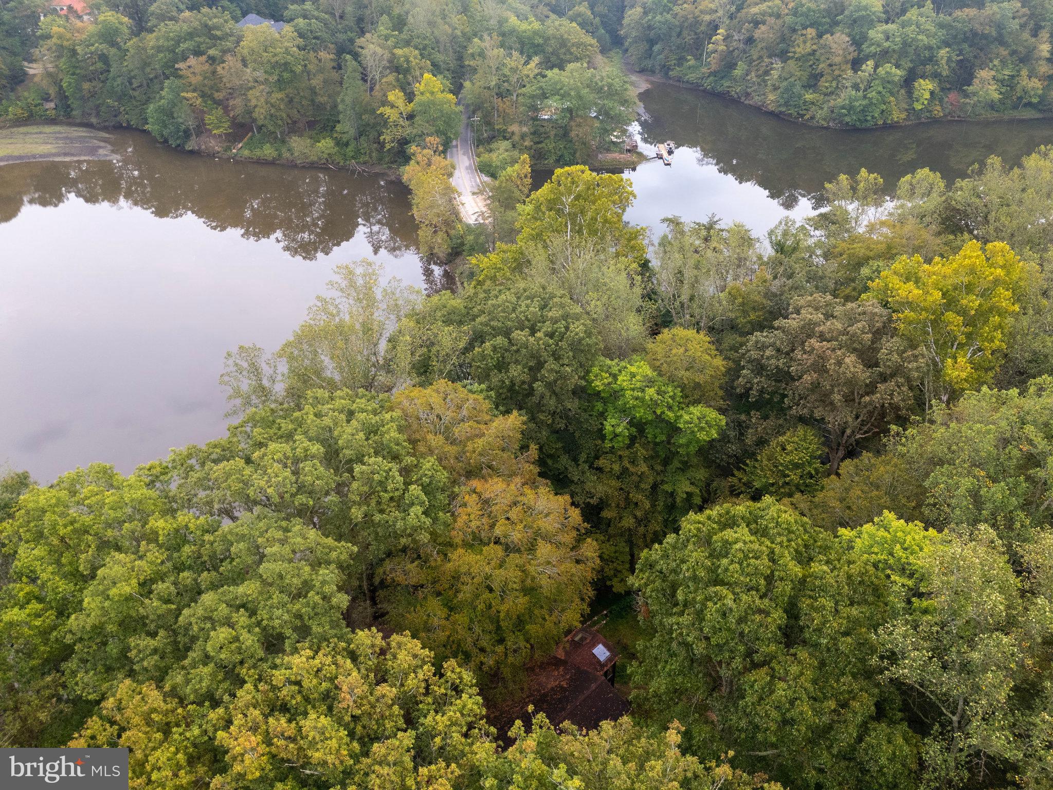 a view of a lake with houses
