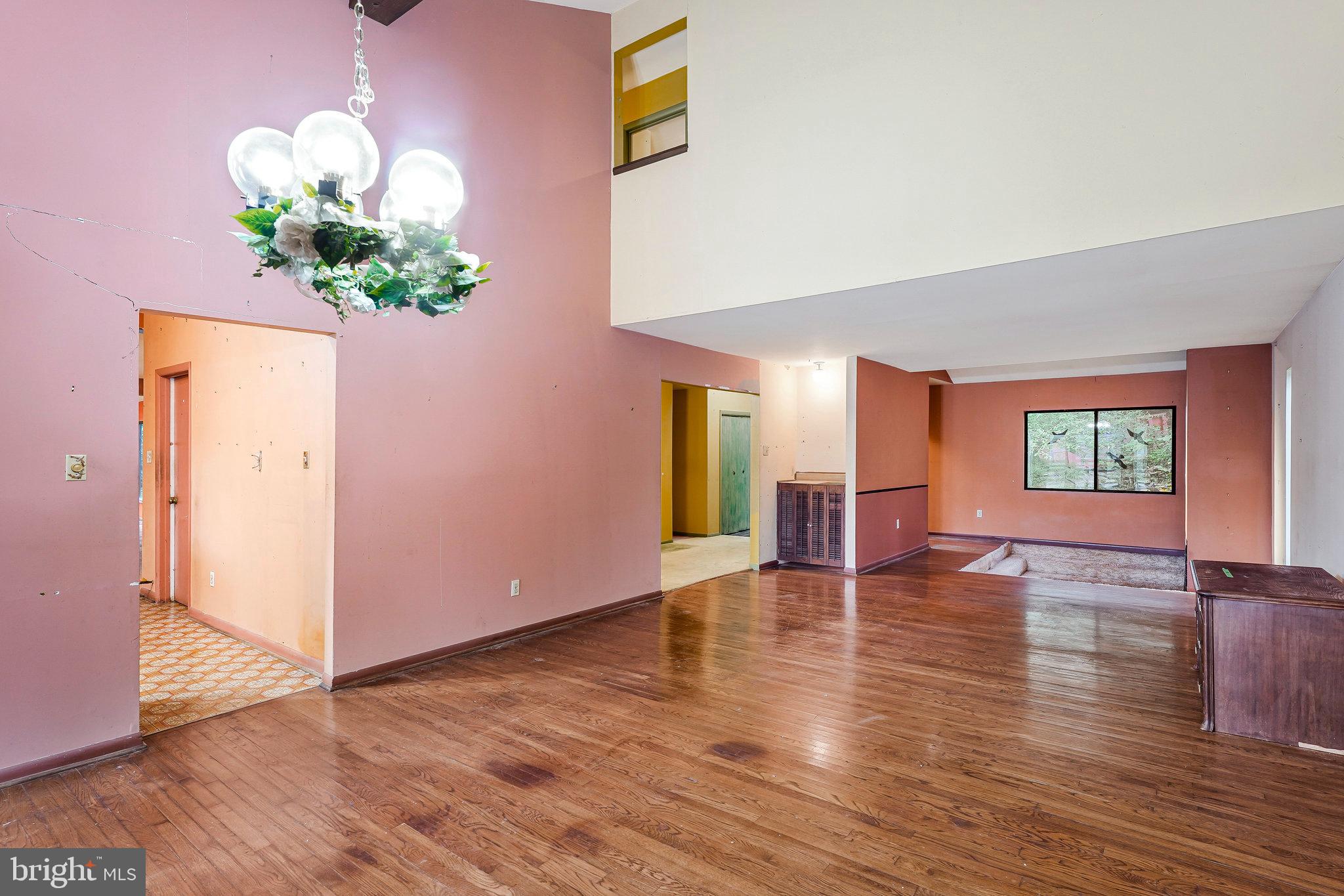 10400 Hampton Road Fairfax Station, VA 22039 - Photo 17 of 53 a view of an entryway with wooden floor