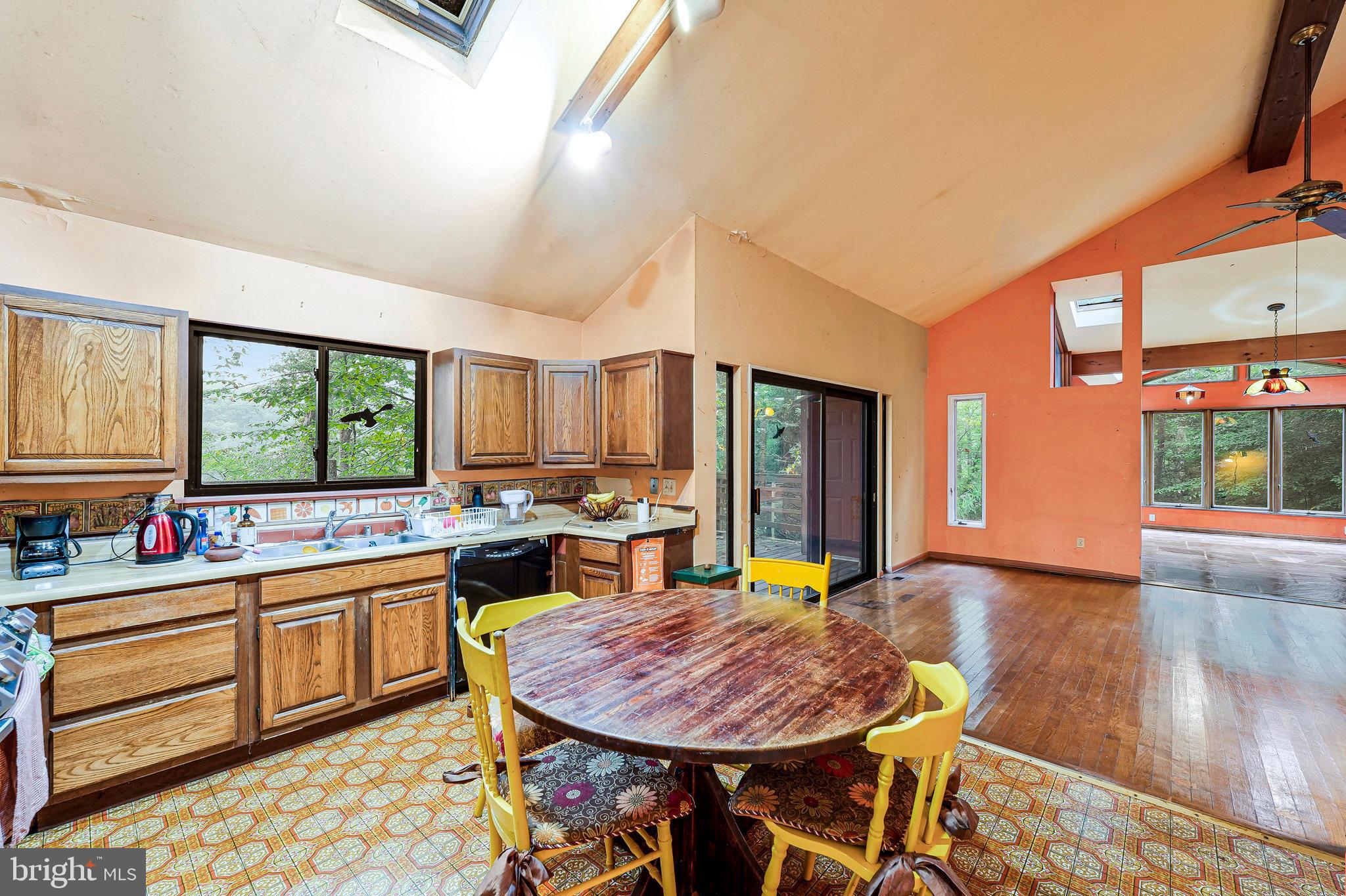 10400 Hampton Road Fairfax Station, VA 22039 - Photo 23 of 53 Kitchen