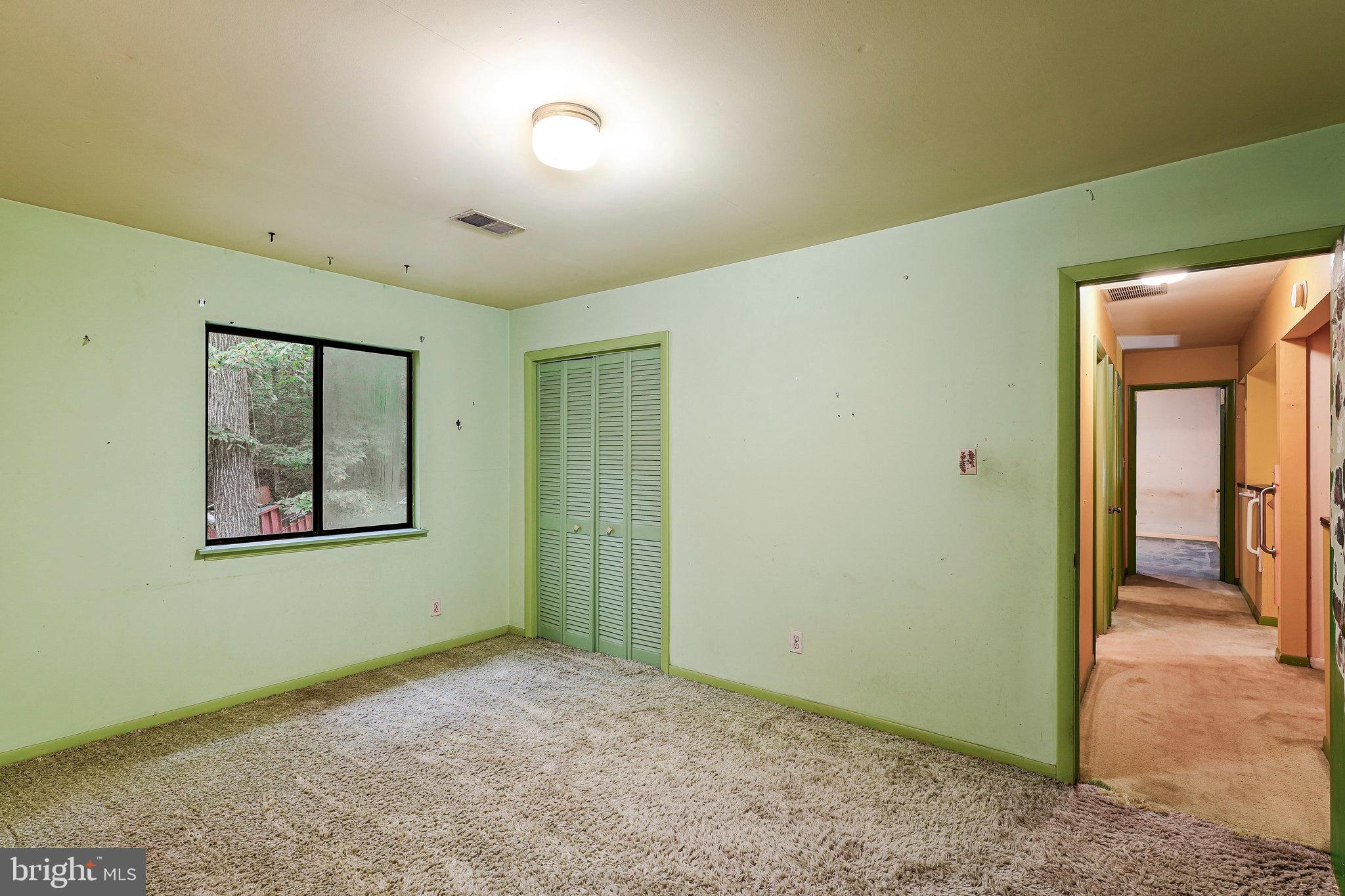 10400 Hampton Road Fairfax Station, VA 22039 - Photo 28 of 53 a view of an empty room