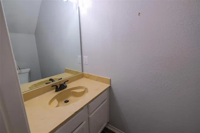 $1,400 | 3201 Donnelly Circle, Unit 309, Fort Worth, TX 76107