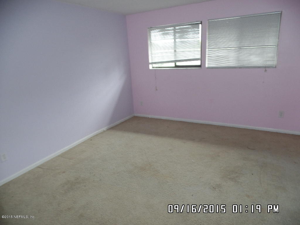 2020 Wells Road, Unit 27F Orange Park, FL 32073 - Photo 7 of 12 SAM_4112