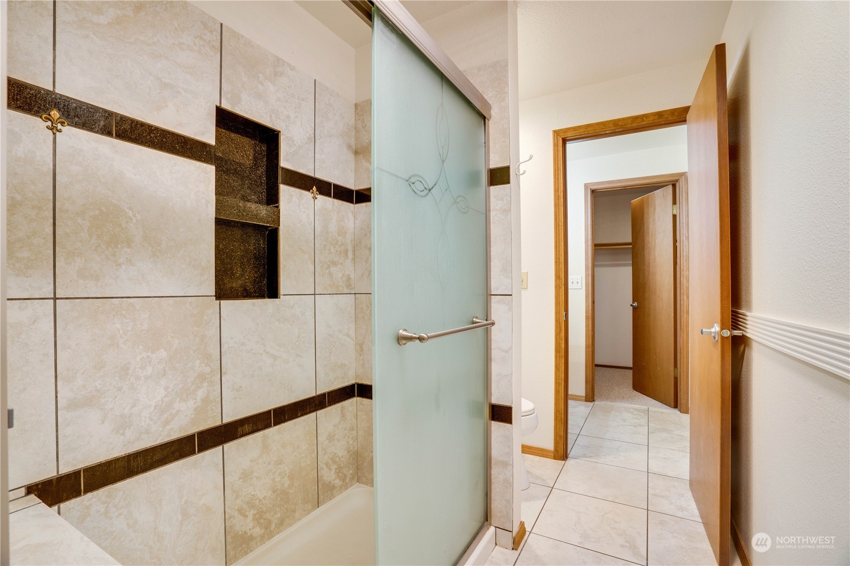 203 View Road Steilacoom, WA 98388 - Photo 19 of 22 a view of a bathroom