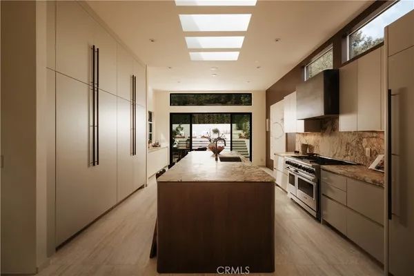 $6,490,000 | 12162 Laurel Terrace Drive, Studio City, CA 91604