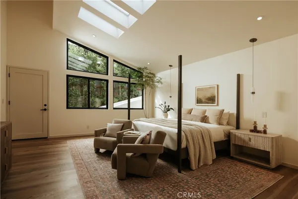 $6,490,000 | 12162 Laurel Terrace Drive, Studio City, CA 91604