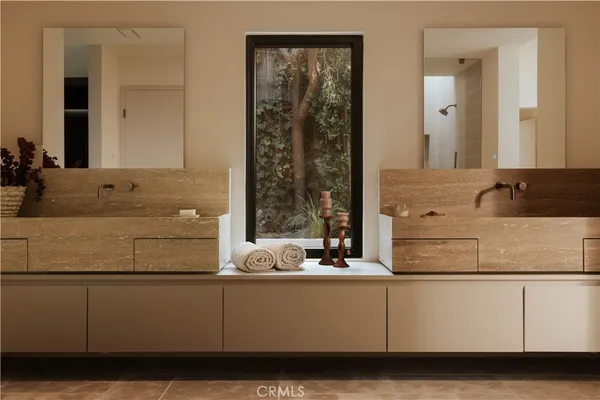 $6,490,000 | 12162 Laurel Terrace Drive, Studio City, CA 91604