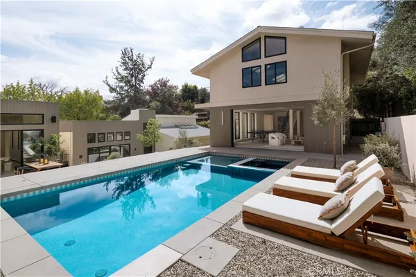 $6,490,000 | 12162 Laurel Terrace Drive, Studio City, CA 91604