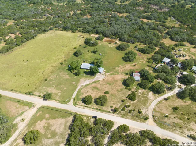 $399,000 | 1628 County Road 357, Utopia, TX 78884