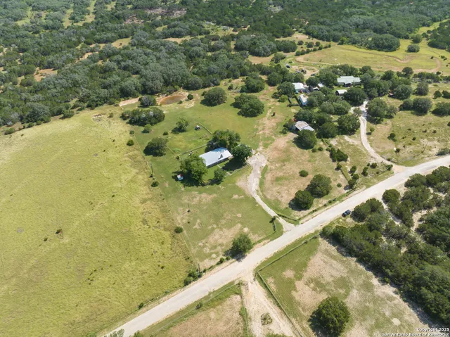 $399,000 | 1628 County Road 357, Utopia, TX 78884