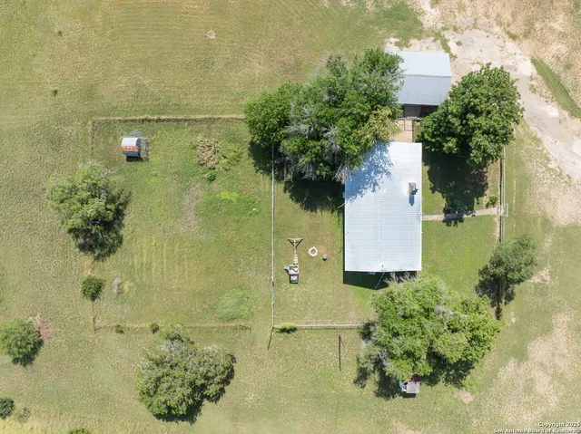 $399,000 | 1628 County Road 357, Utopia, TX 78884