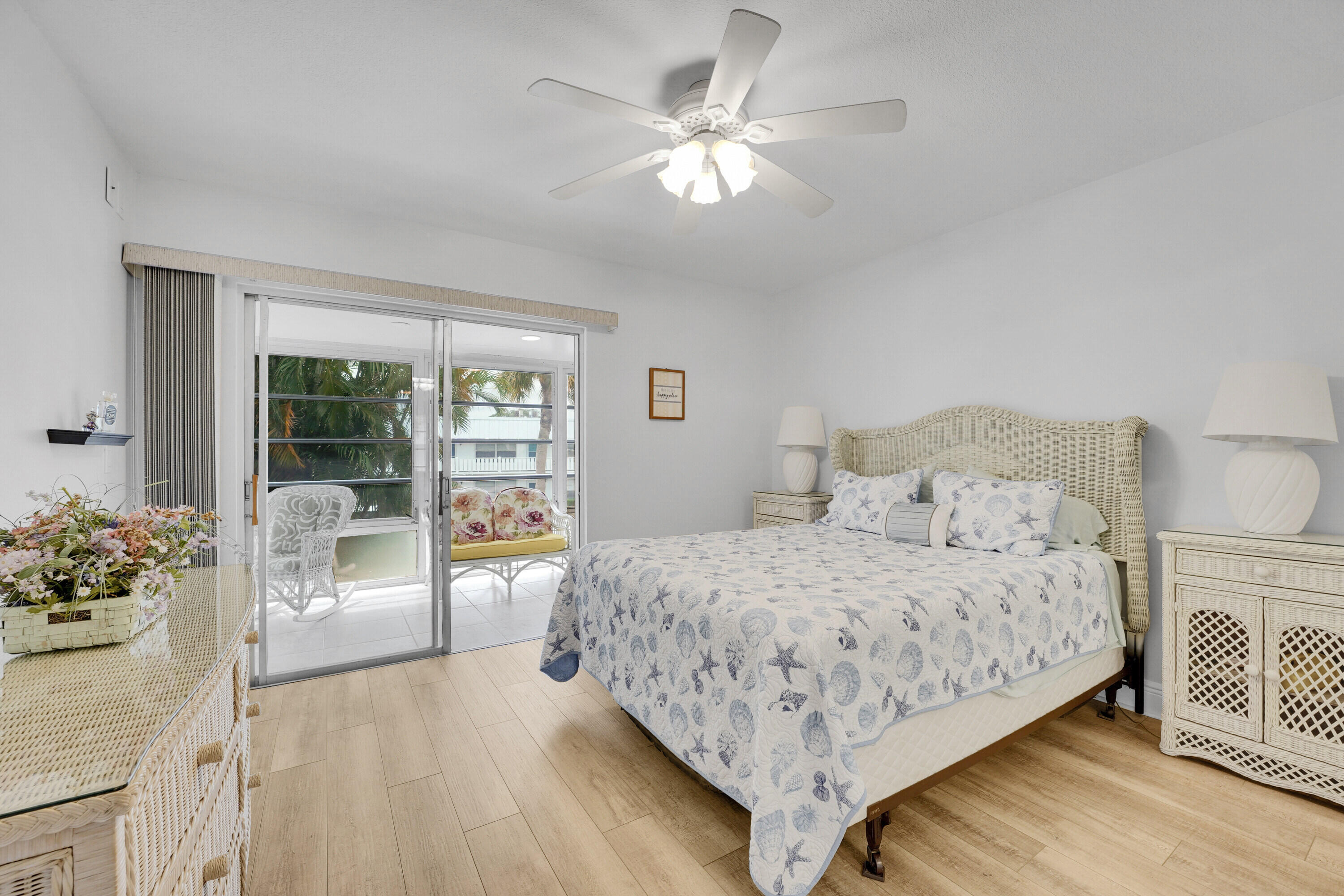 2929 Southeast Ocean Boulevard, Unit 13610 Stuart, FL 34996 - Photo 11 of 27 Primary bedroom