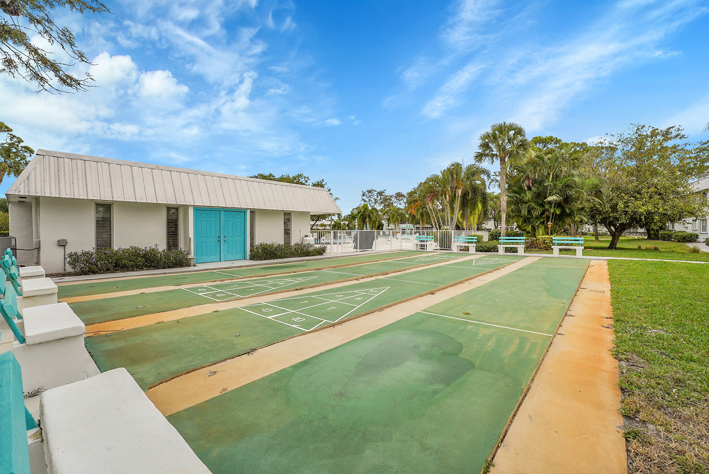 2929 Southeast Ocean Boulevard, Unit 13610 Stuart, FL 34996 - Photo 22 of 27 shuffleboard