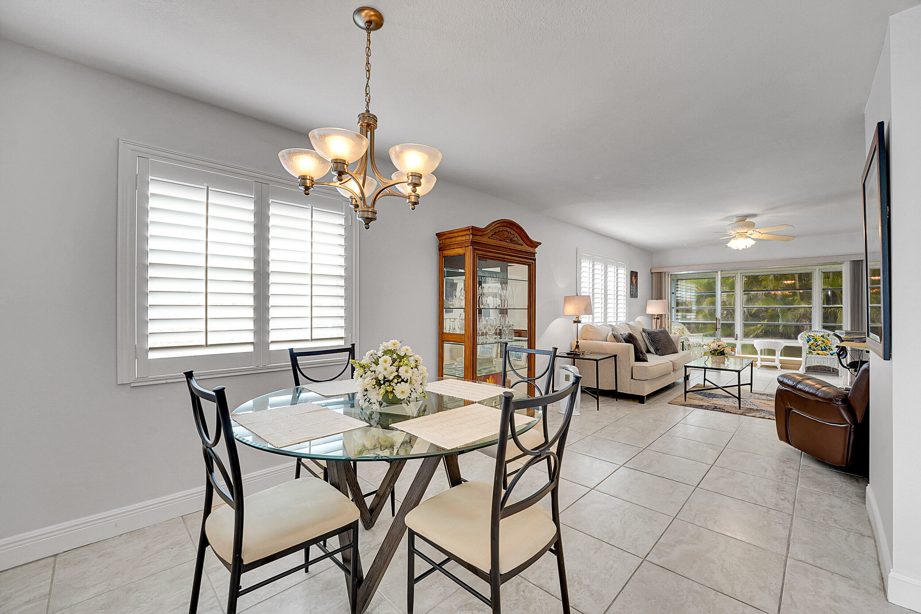 2929 Southeast Ocean Boulevard, Unit 13610 Stuart, FL 34996 - Photo 5 of 27 light and bright
