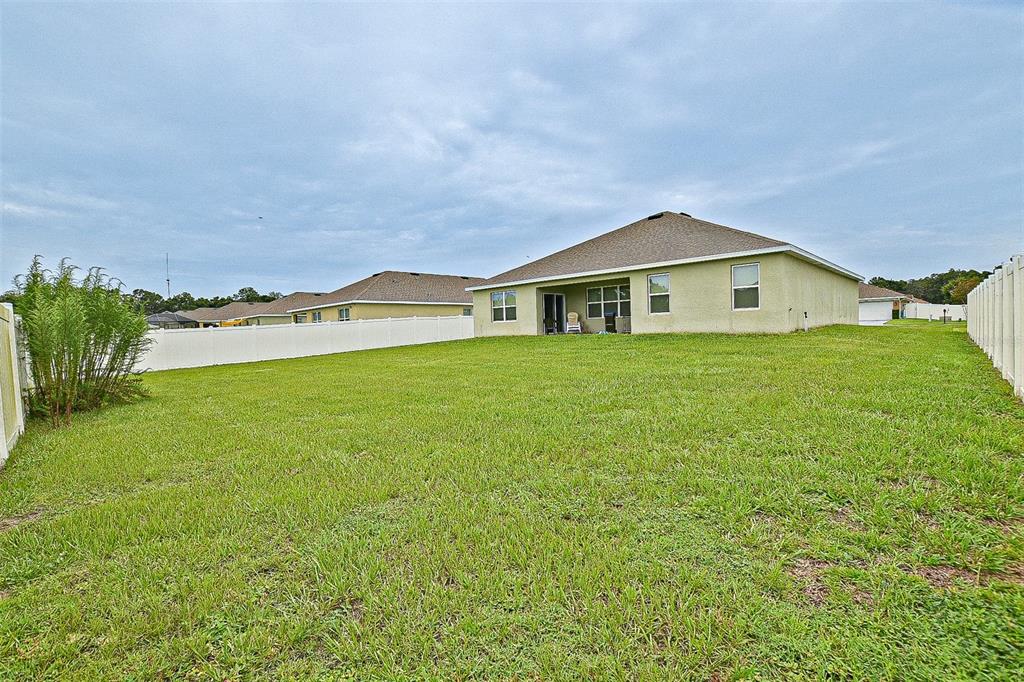 3902 Southeast 99th Street Belleview, FL 34420 - Photo 13 of 48