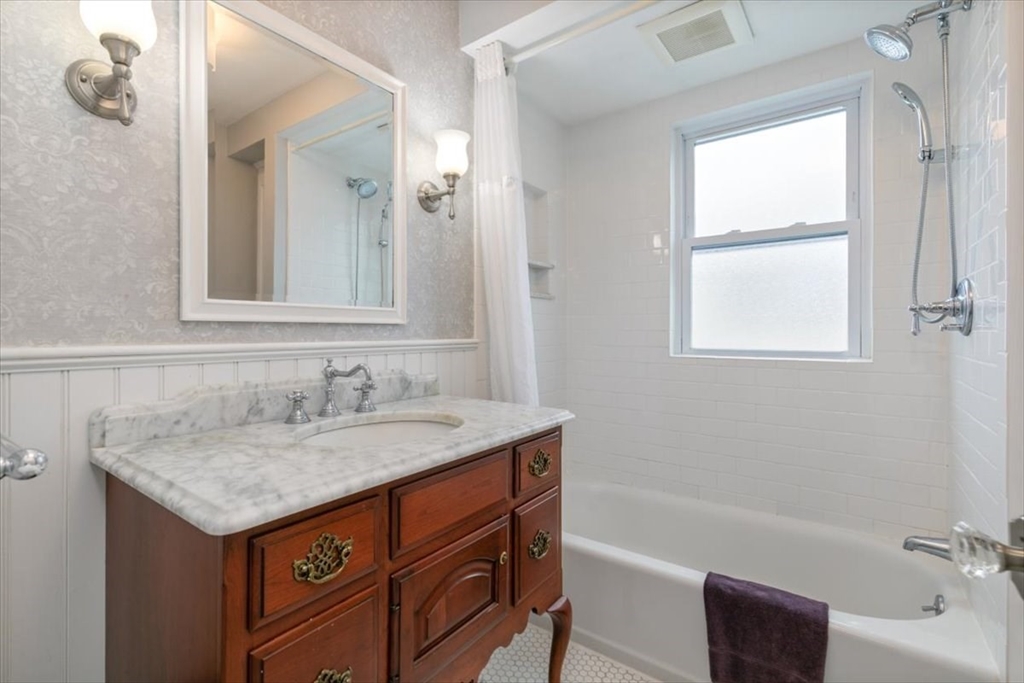 16 Rutherford Avenue Haverhill, MA 01830 - Photo 26 of 42