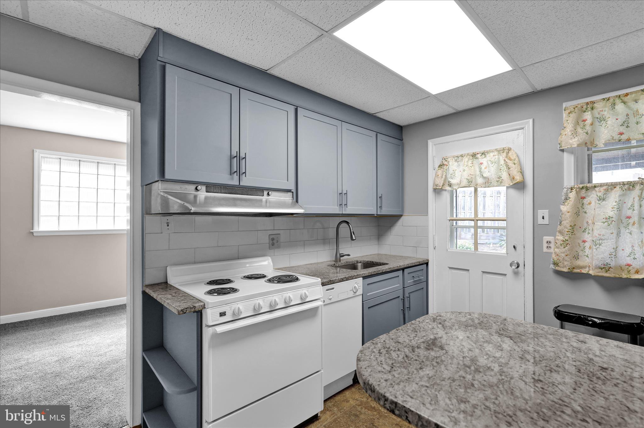 1143 Gregg Avenue Reading, PA 19607 - Photo 9 of 23 Kitchen