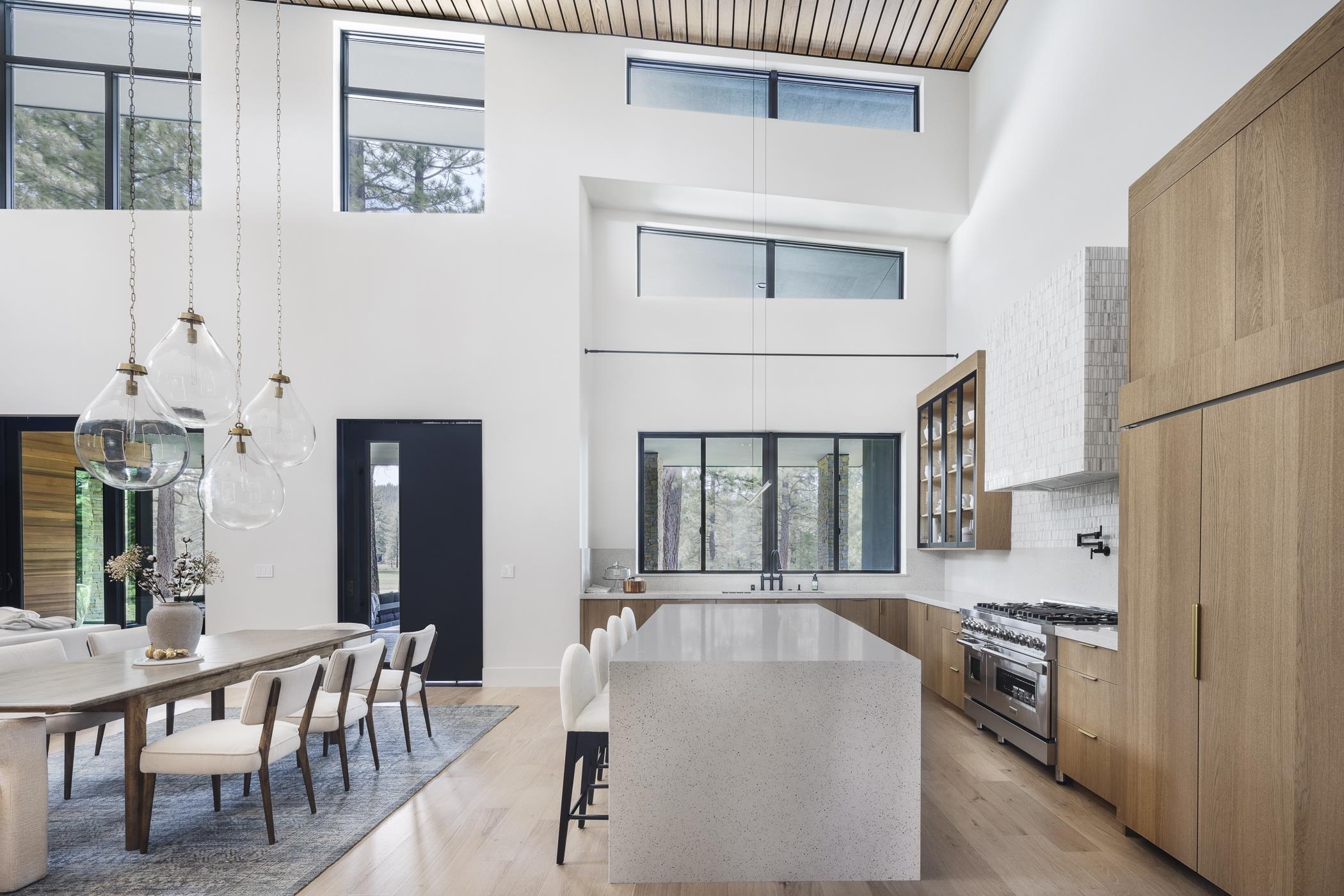 11639 Henness Road Truckee, CA 96161 - Photo 5 of 21 Gallery Image 5
