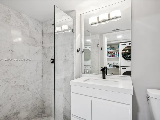 $4,300 | 19195 Northeast 36th Court, Unit 1010, Aventura, FL 33180