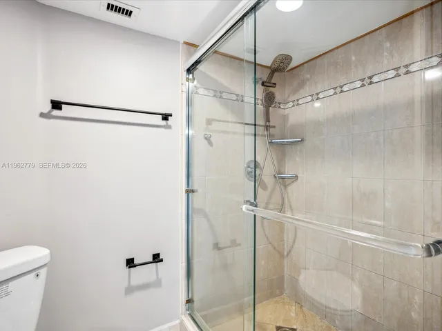 $4,300 | 19195 Northeast 36th Court, Unit 1010, Aventura, FL 33180