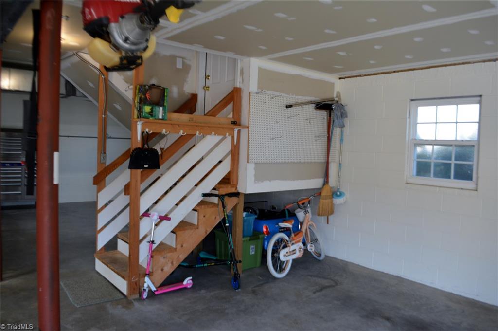 1180 Laurel Crest Road King, NC 27021 - Photo 14 of 24 Gallery Image 14