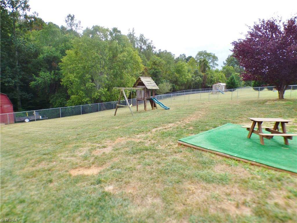 1180 Laurel Crest Road King, NC 27021 - Photo 17 of 24 Gallery Image 17