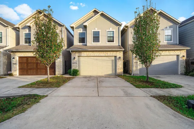 $3,300 | 4214 Koehler Street, Unit A, Houston, TX 77007