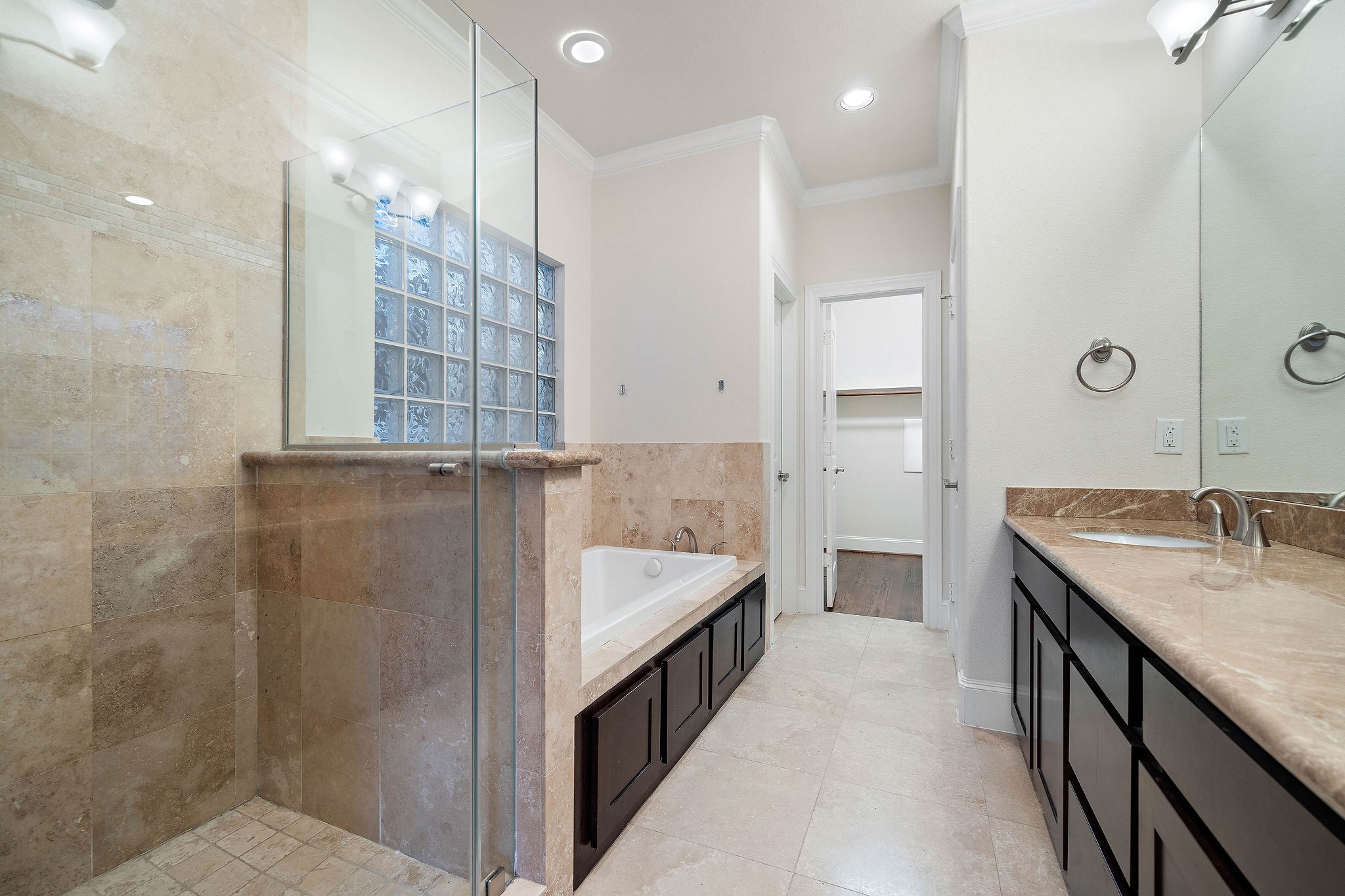 4214 Koehler Street, Unit A Houston, TX 77007 - Photo 14 of 23