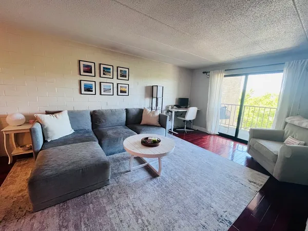 $2,895 | 165 Quincy Shore Drive, Unit C42, Quincy, MA 02171