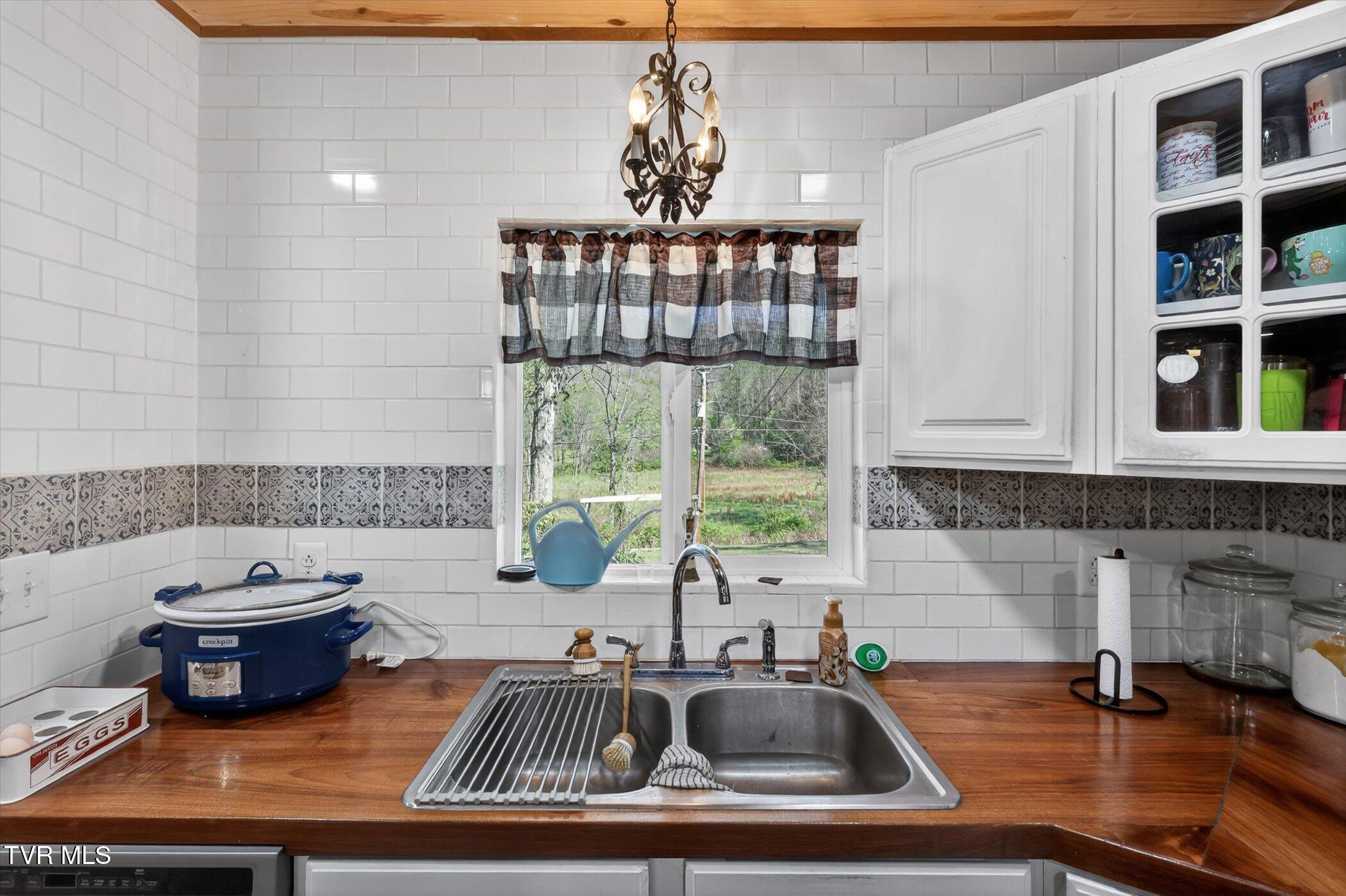 11343 Robinson Hollow Road Wise, VA 24293 - Photo 12 of 64 georgous view from the windo