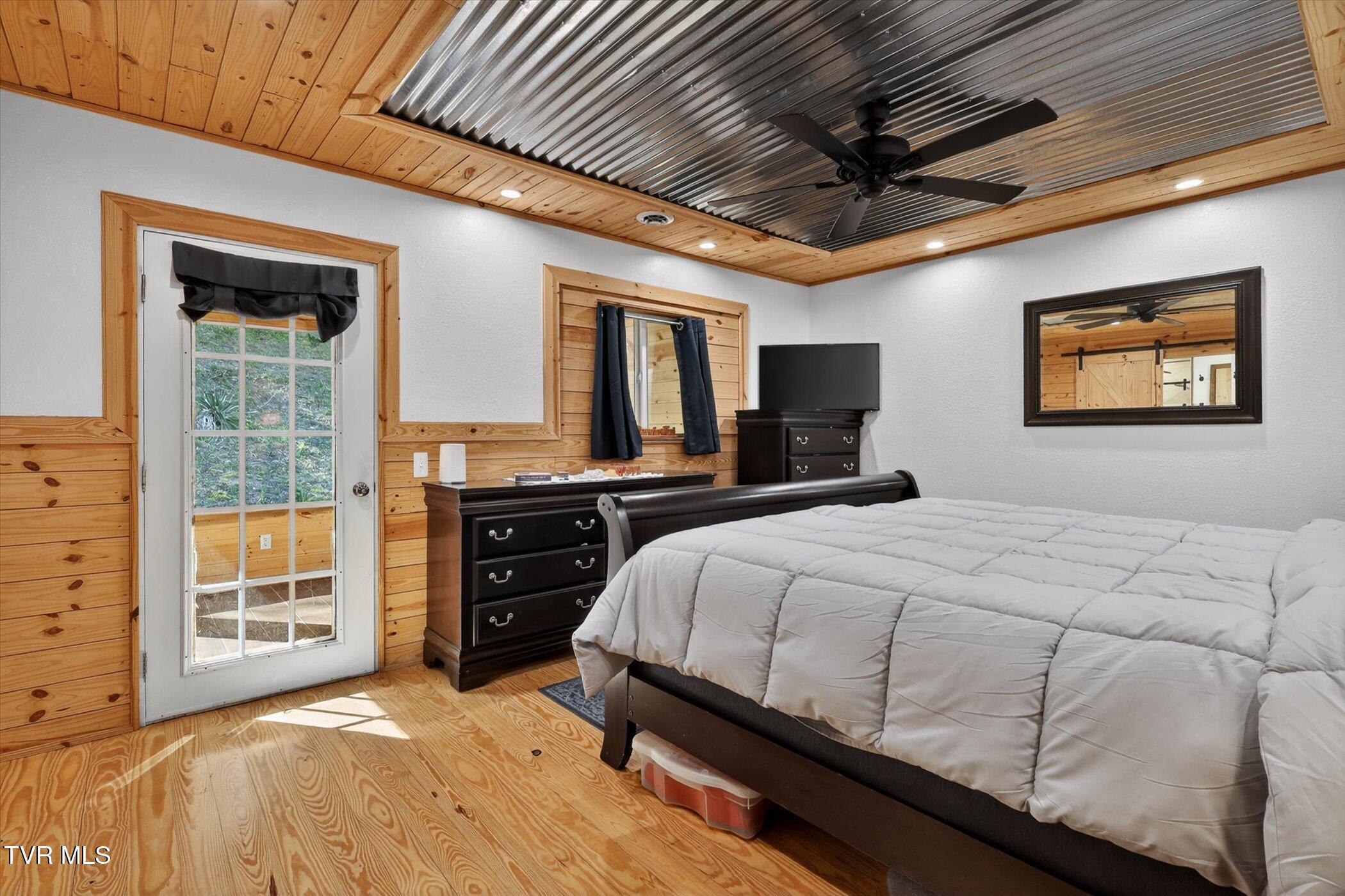 11343 Robinson Hollow Road Wise, VA 24293 - Photo 21 of 64 leads to enclosed balcony