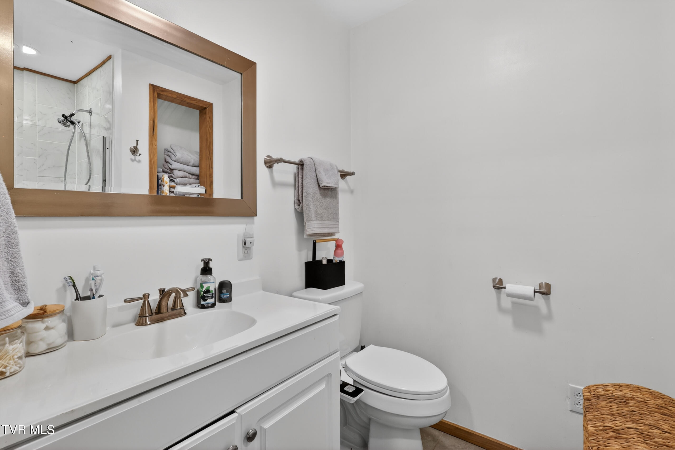 11343 Robinson Hollow Road Wise, VA 24293 - Photo 30 of 53 downstairs laundry/bath